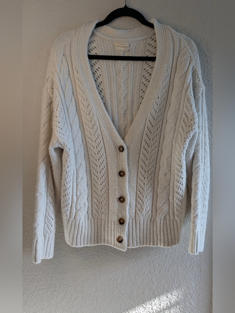 Anthropologie Chunky Cardigan XS/S Cream Long Sleeve Knit Oversized Excellent